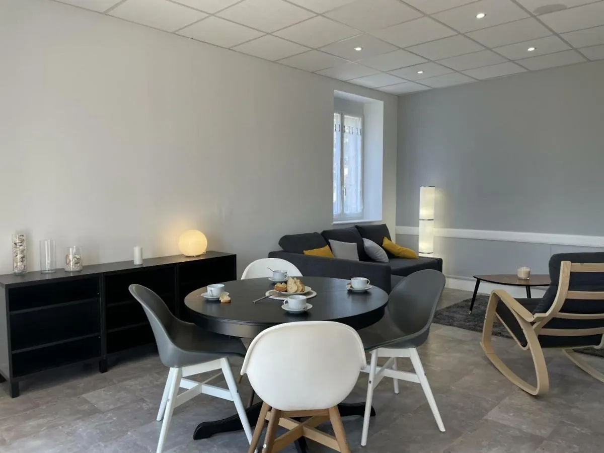 Holiday home Maison Renovee Avec Jardin, Bbq, Animaux Acceptes - Fr-1-489-341 La Chabanne
